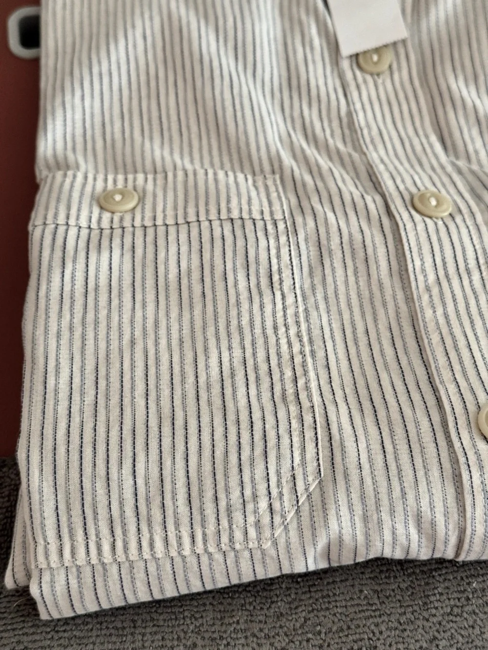 Men's Long Sleeve Button Down Shirt NWT